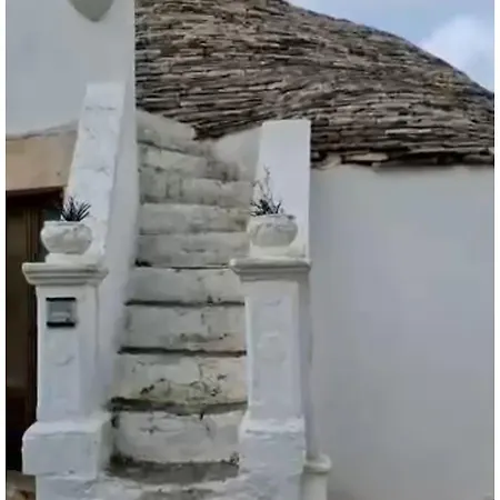 Trullo Chiesa Madre *