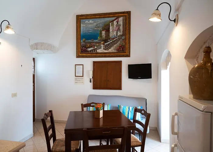 Trullo Chiesa Madre Apartment